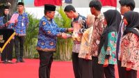 Gubernur Jakarta Pramono Anung Beri Bantuan Pemutihan Ijazah untuk 2.810 Warga pada Hari Sumpah Pemuda